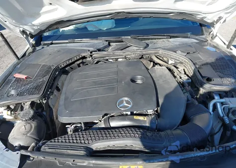 2020 Mercedes-Benz C 300 from USA, damaged, VIN 55SWF8DB3LU329119